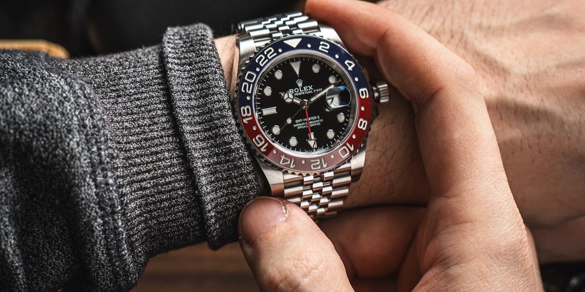 Image 10: Rolex-GMT-Master-II-126710BLRO-Pepsi-wrist (2)