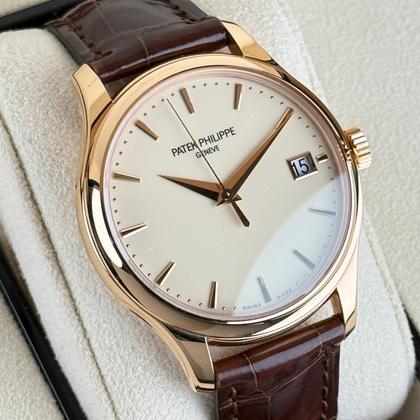 Patek Philippe Calatrava 5227R-001