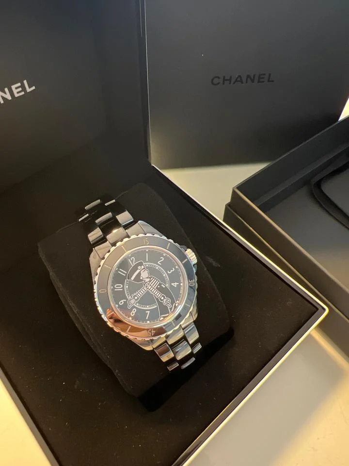 Chanel J12 H7609