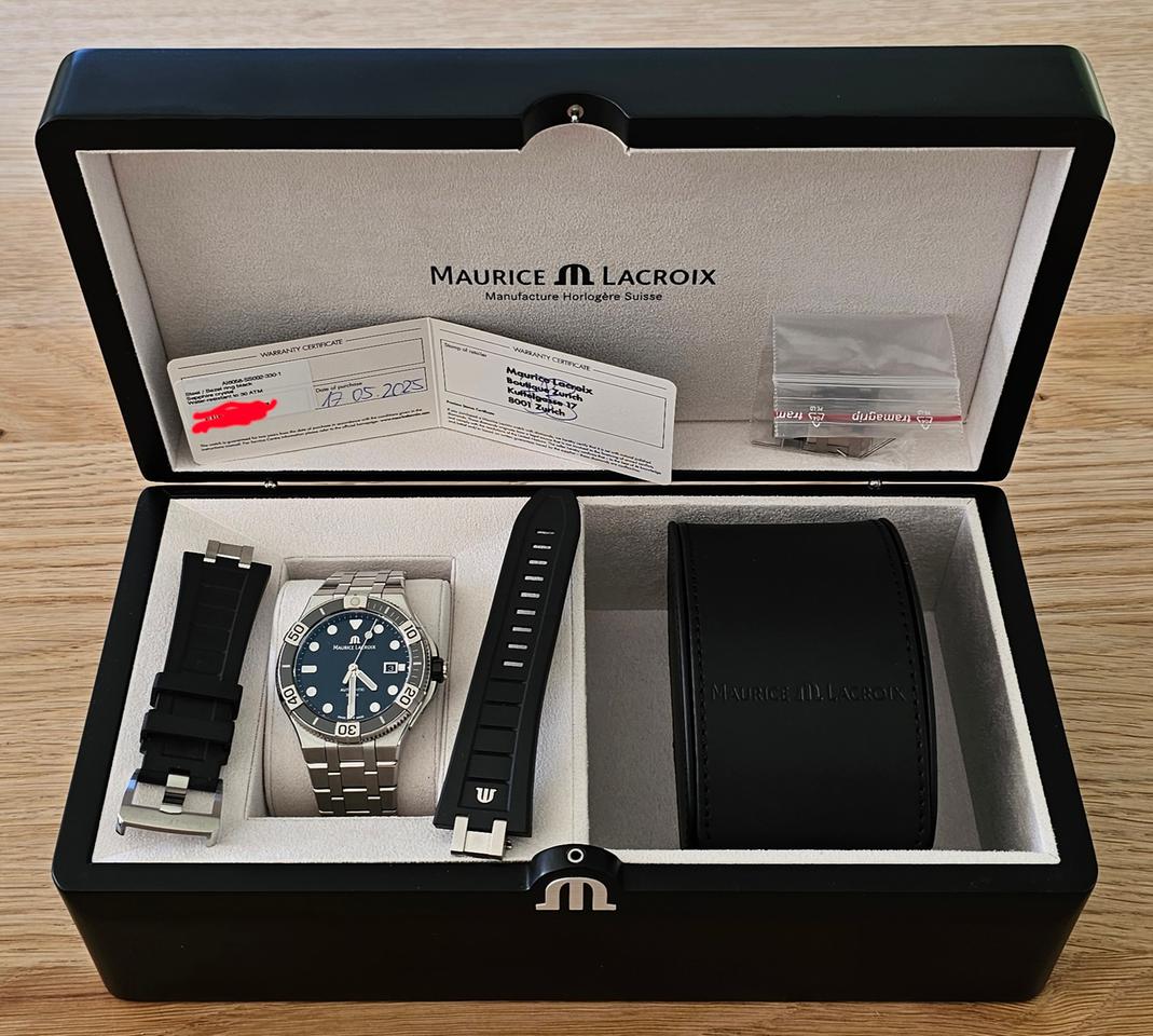 Maurice Lacroix AIKON AI6058-SS002-330-1