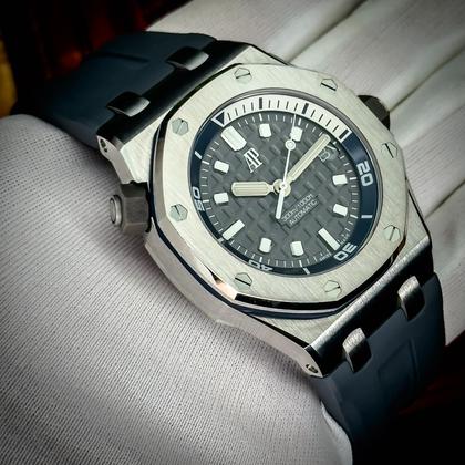 Audemars Piguet Royal Oak Offshore Diver 15720ST.OO.A009CA.01