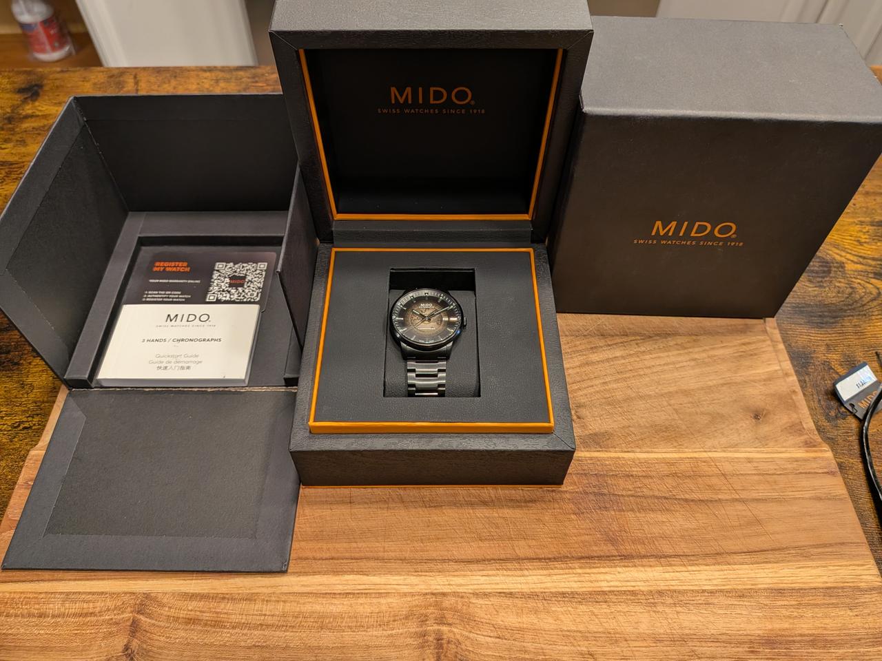 Mido Commander M0214073341100