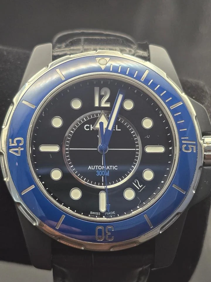 Chanel J12 H2561
