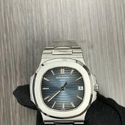 Patek Philippe Nautilus 5711/1A-010
