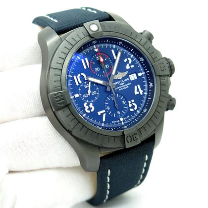 Breitling Super Avenger V13375101C1X2