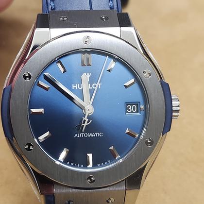 Hublot Classic Fusion 565.NX.7170.LR