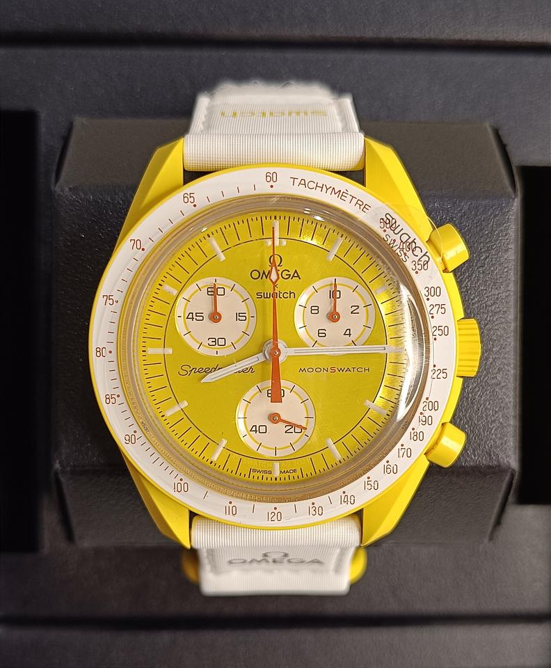 Swatch Moonswatch SO33J100