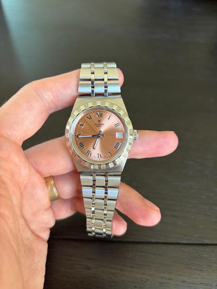 Tudor Royal M28400-0009