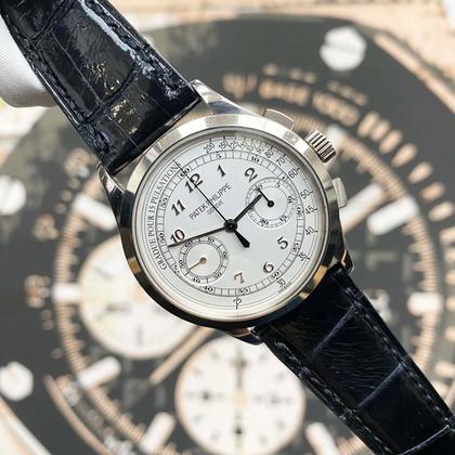 Patek Philippe Chronograph 5170G-001