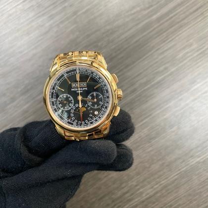 Patek Philippe Perpetual Calendar 5270/1R-001