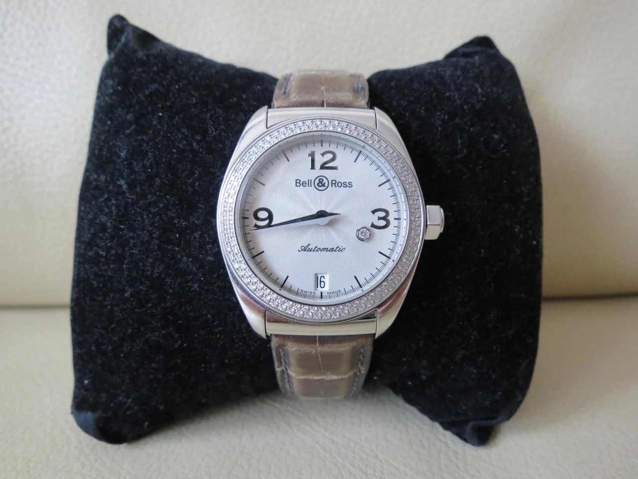 Bell & Ross BR V2 215S