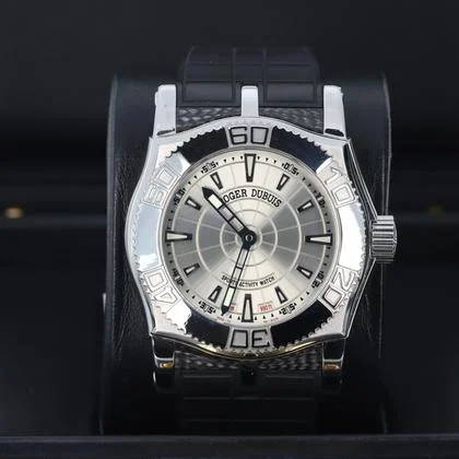 Roger Dubuis Easy Diver SE46