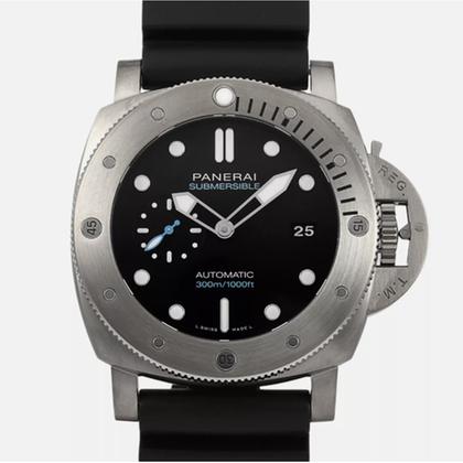 Panerai Submersible PAM 02305