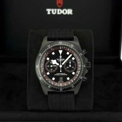 Tudor Pelagos M25827KN-0001