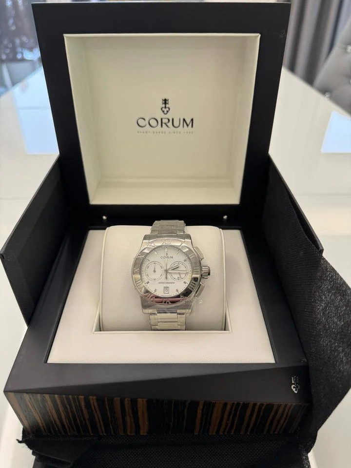 Corum Romvlvs 984.715.20/V810 EB77