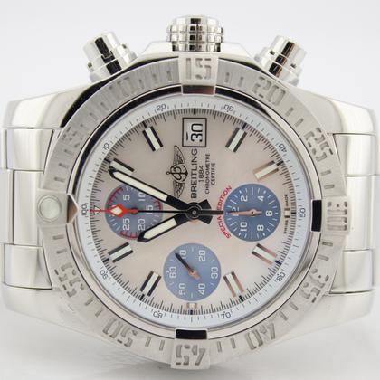 Breitling Avenger II A13381