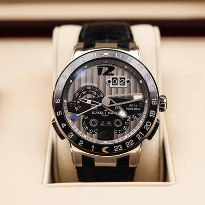 Ulysse Nardin El Toro / Black Toro 329-00