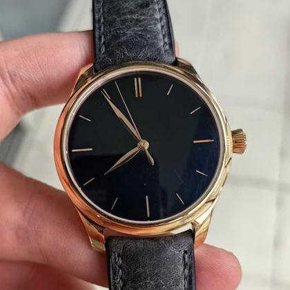 H.Moser & Cie. Endeavour 1200-0411