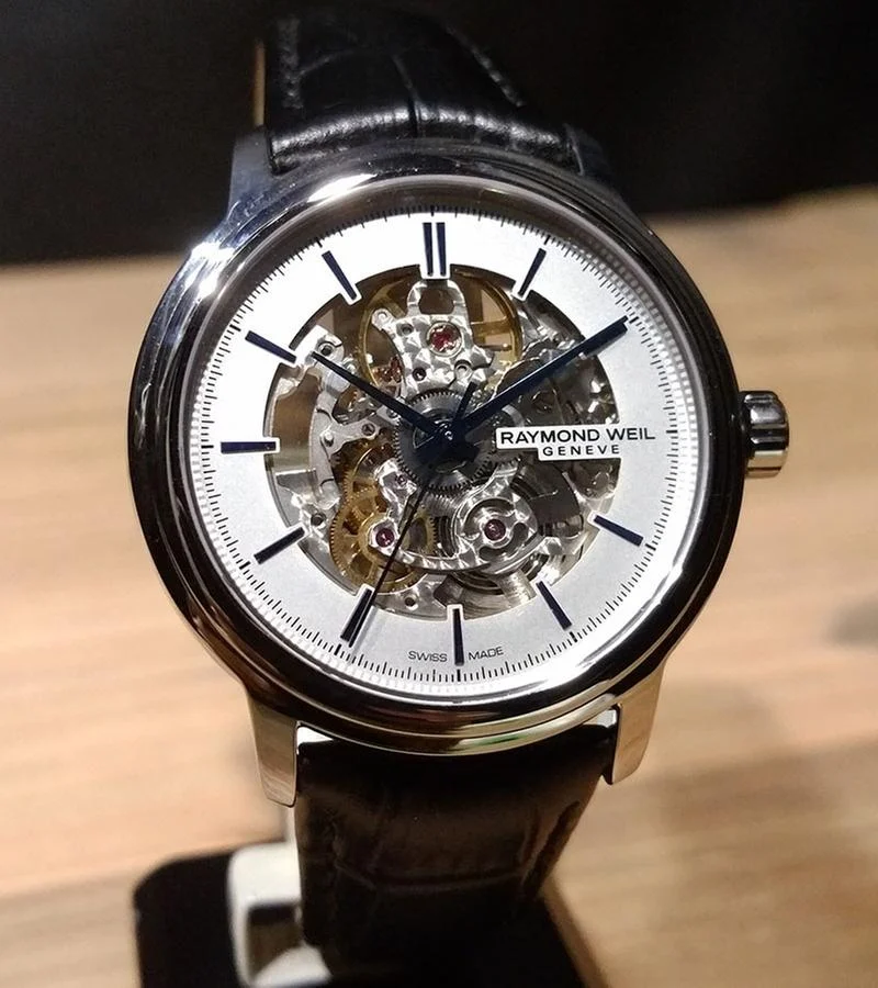 Raymond Weil Maestro 2215-STC-65001