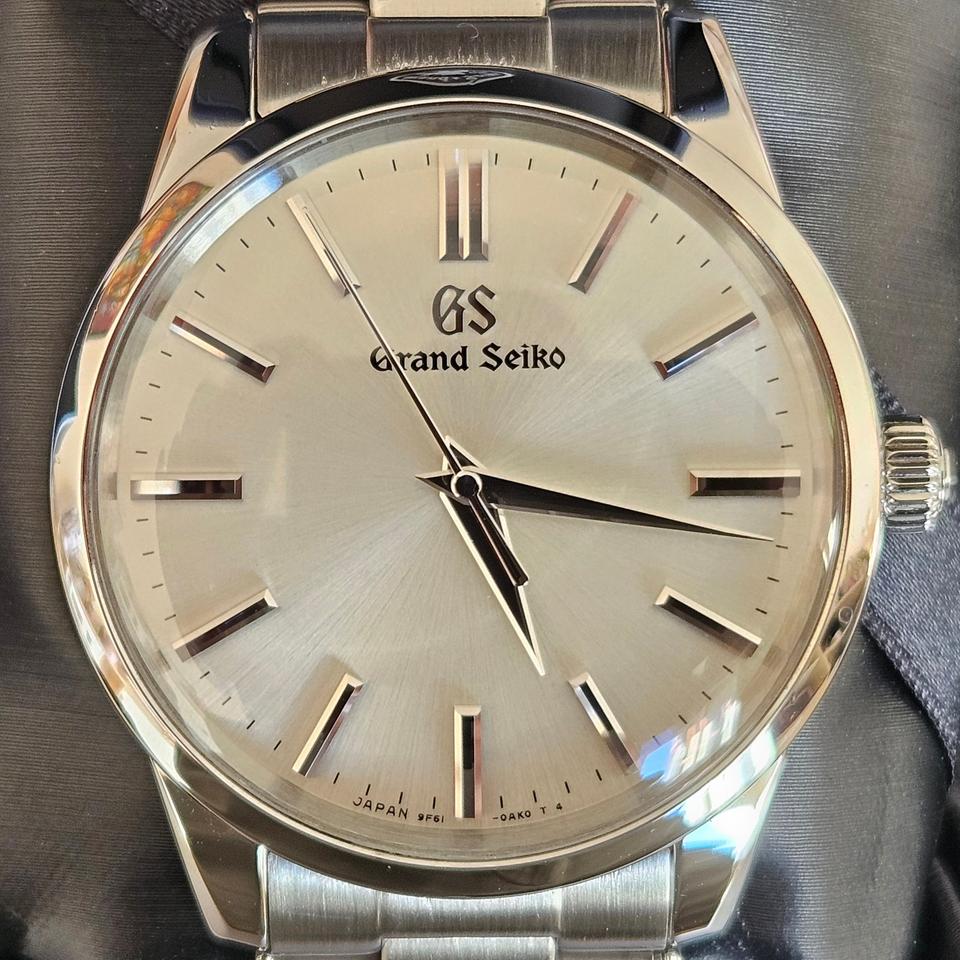 Grand Seiko Elegance Collection SBGX319