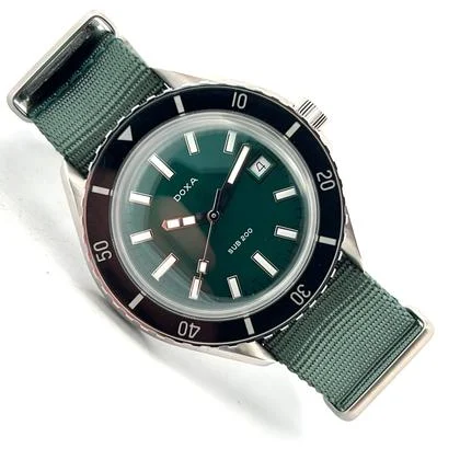 Doxa Sub 799.10.131.26-N