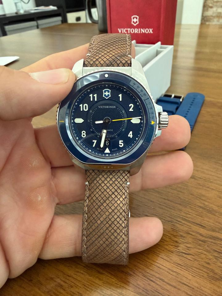 Victorinox Swiss Army Original 241980.1