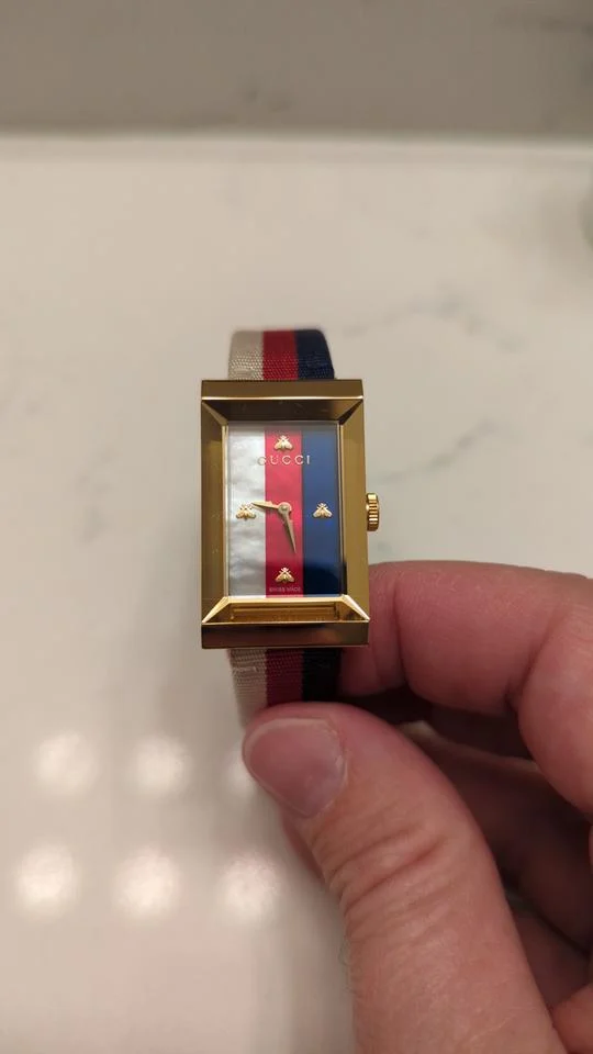 Gucci G-Frame YA147405