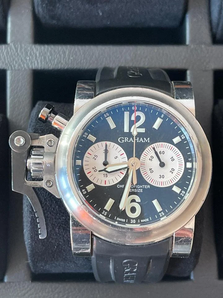 Graham Chronofighter Oversize 2OVAS.B01A.K10B