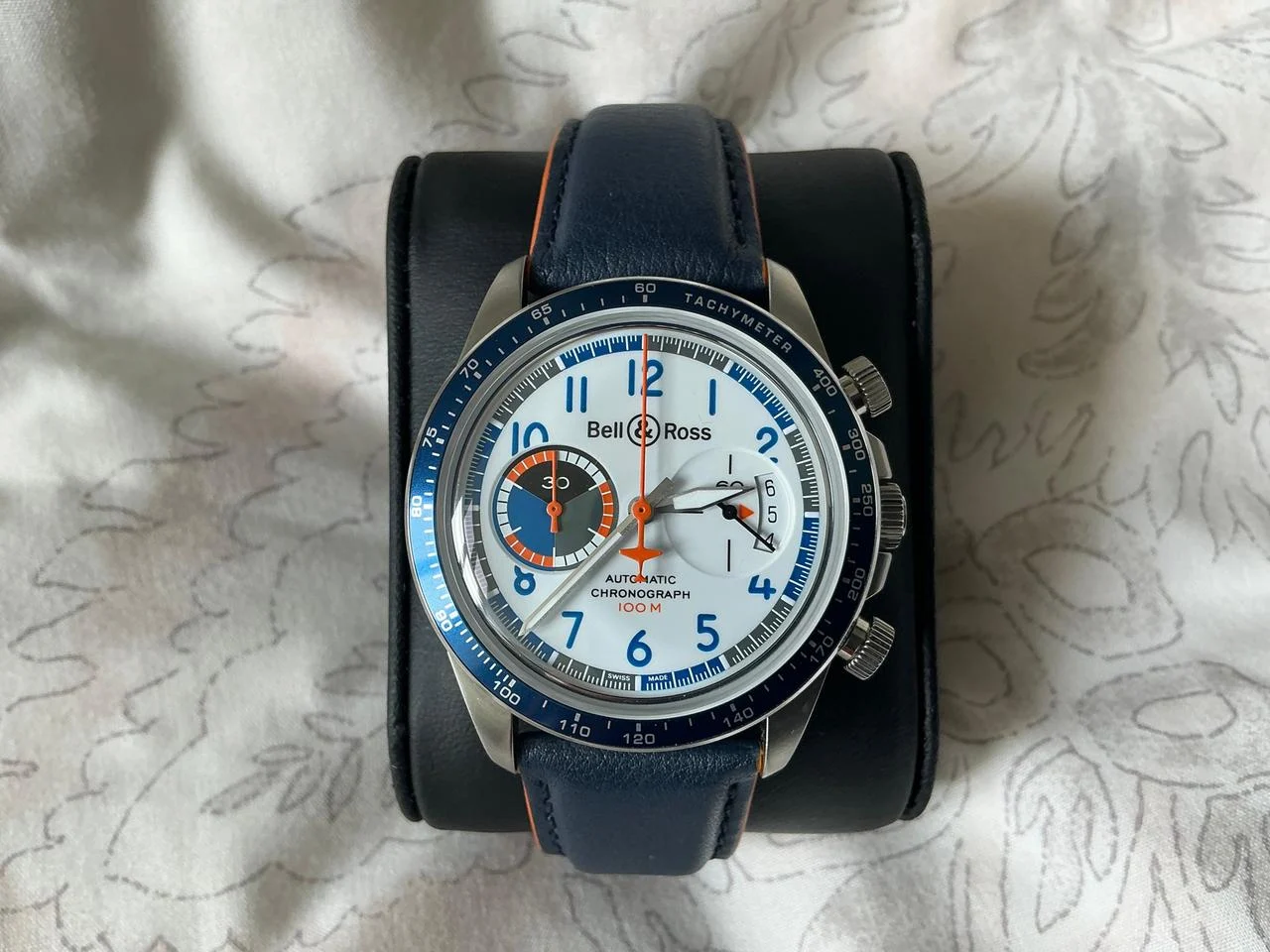 Bell & Ross BR V2 BRV294-BB-ST/SCA