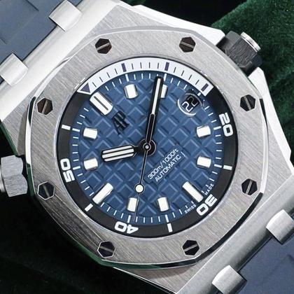 Audemars Piguet Royal Oak Offshore Diver 15720ST.OO.A027CA.01