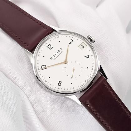 NOMOS 1251