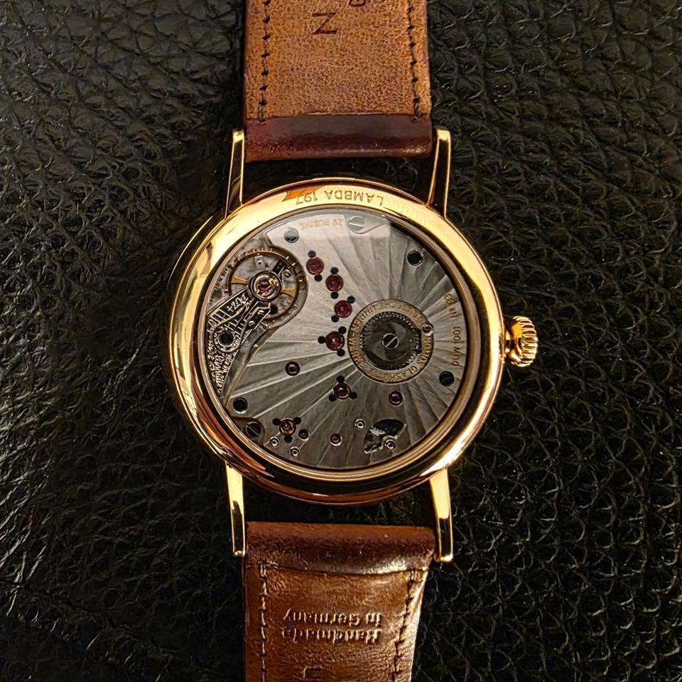 NOMOS Lambda 930