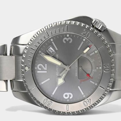 Girard Perregaux Sea Hawk 49920.1.11.2042