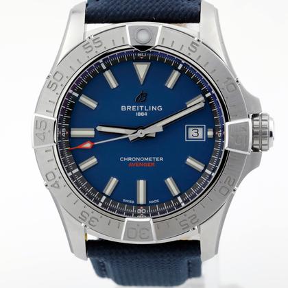 Breitling Avenger A17328101C1X1