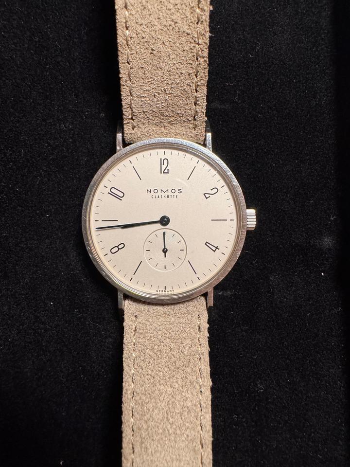 NOMOS Tangente 101