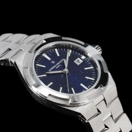 Vacheron Constantin Overseas 4600V/200A-B980