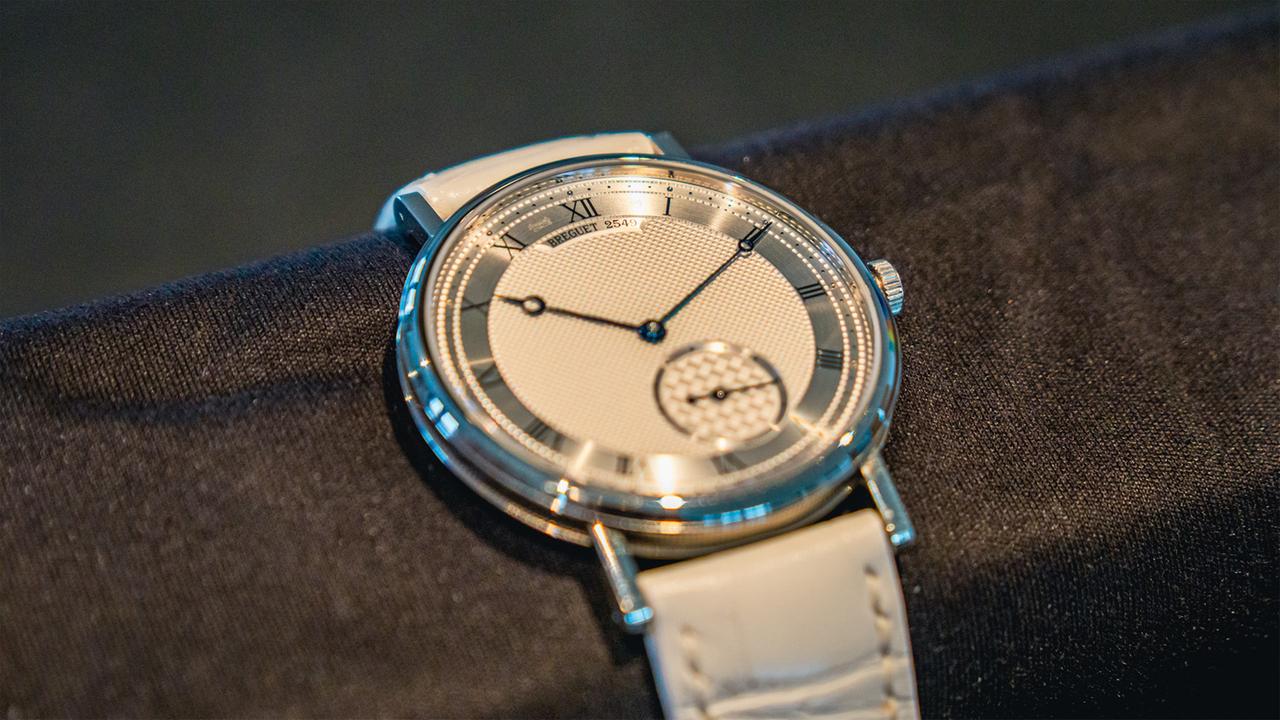 Breguet Classique 7147BB/12/9WU
