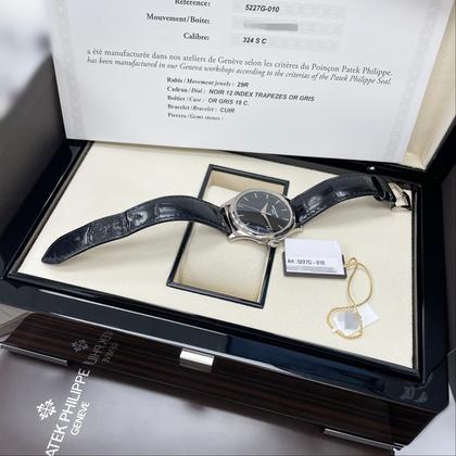 Patek Philippe Calatrava 5227G-010