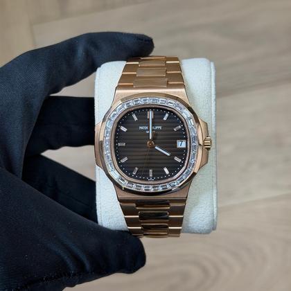 Patek Philippe Nautilus 5723/1R-010