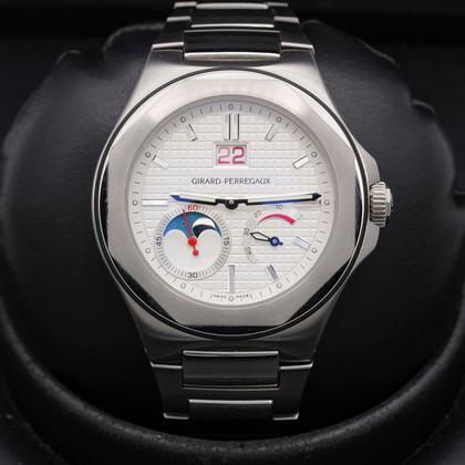 Girard Perregaux Laureato 80185-11-131-11A