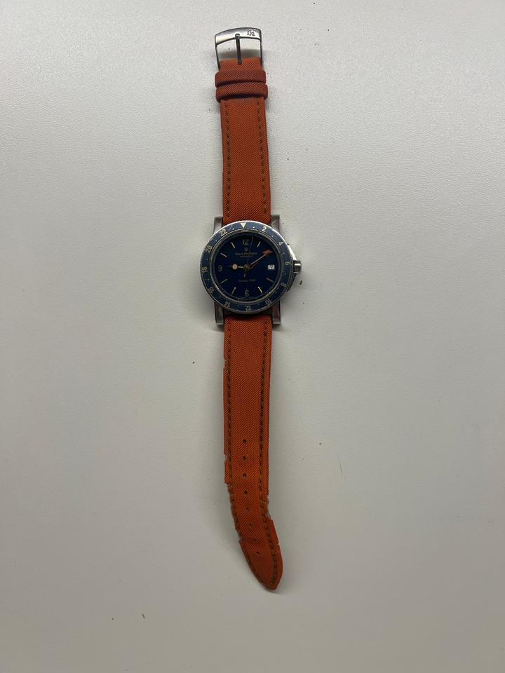 Girard Perregaux Traveller 7200