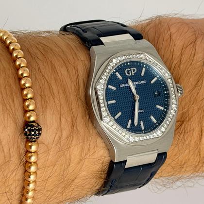 Girard Perregaux Laureato 80189D11A431-11A