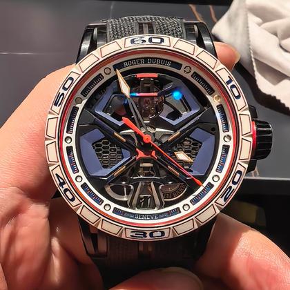 Roger Dubuis Excalibur RDDBEX1008
