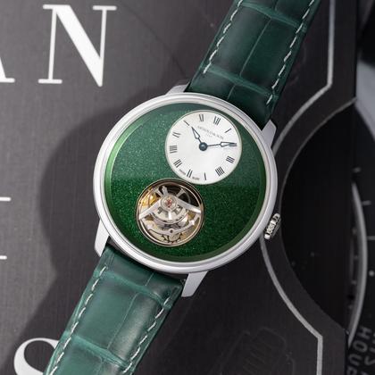 Arnold & Son UTTE 1UTBX.F01A.C208A
