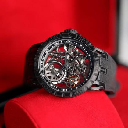 Roger Dubuis Excalibur DBEX0826
