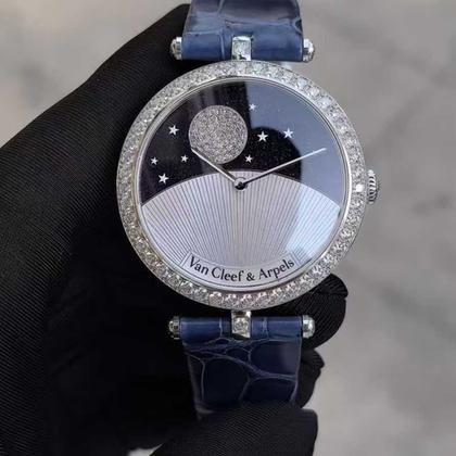 Van Cleef & Arpels VCARN25800