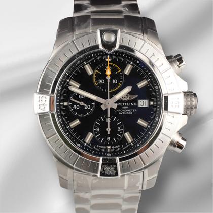 Breitling Avenger A13317101B1A1