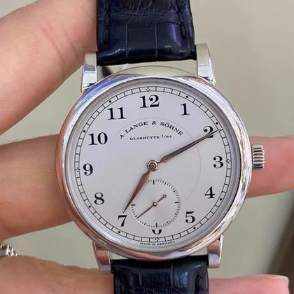 A. Lange & Söhne 1815 233.025