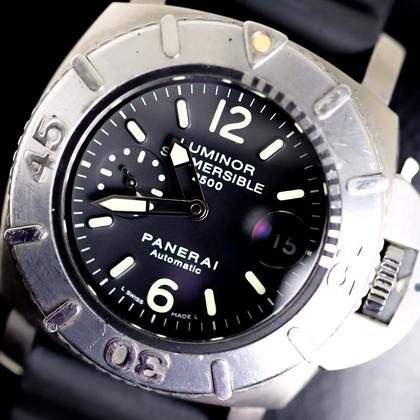 Panerai Luminor Submersible PAM 00194