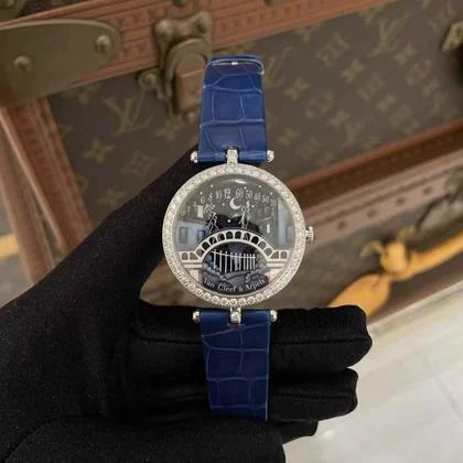 Van Cleef & Arpels VCARN9VI00